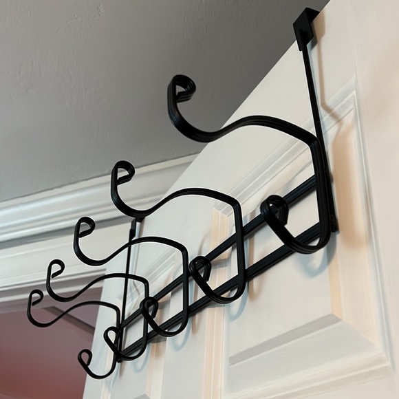 Over Door Hanging Rack - Picture 2 of 4